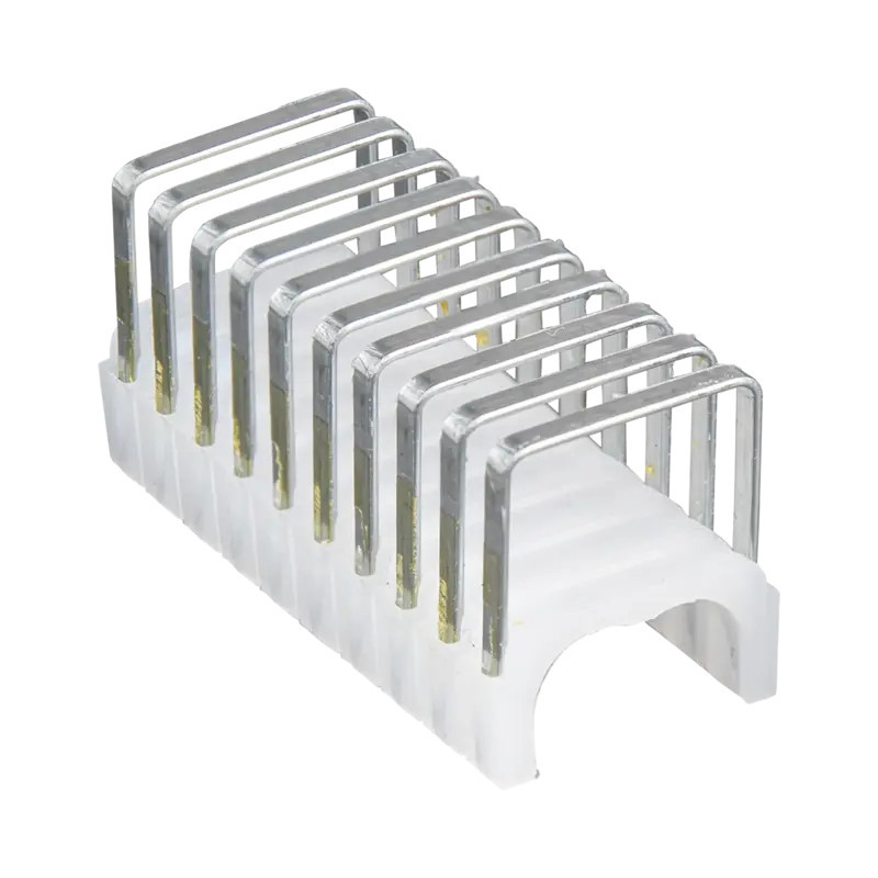 Paquete de 300 Grapas con Aislamiento,  para Cable Paquete de 300 Grapas con Aislamiento,  para Cable