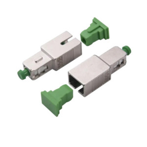Atenuador óptico macho-hembra con conector SC