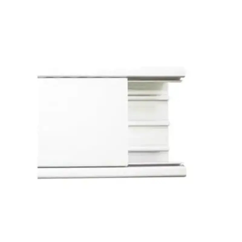 Canaleta con tapa en color blanco de PVC auto exti Canaleta con tapa en color blanco de PVC auto exti