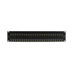 Patch Panel UltraMAX. UTP, Precargado con Jacks Ca