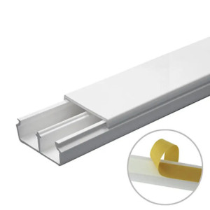 Canaleta en color blanco de PVC auto extingui