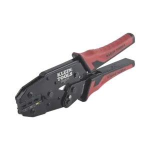 Pinza Ponchadora para Terminales con Aislamiento e