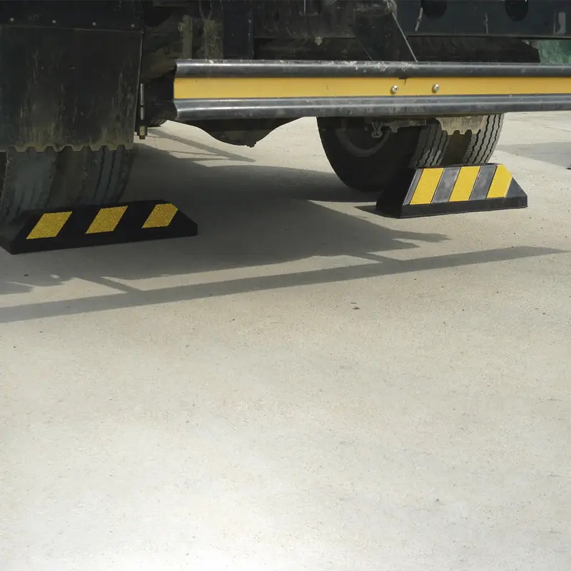 Tope Vehicular 55cm - Para Camion - Estaciona Tope Vehicular 55cm - Para Camion - Estaciona