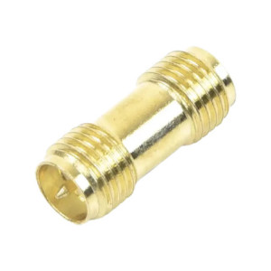Adaptador Barril de SMA Hembra Inverso a SMA