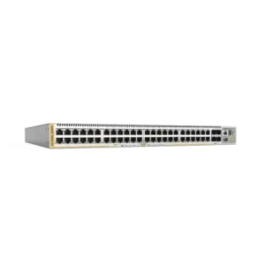 Switch L3 Stackable, 48x 10/100/1000-T PoE+, 4x SF