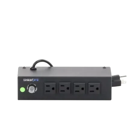 Tomacorriente de 4 Contactos NEMA 5-15R Voltaje En