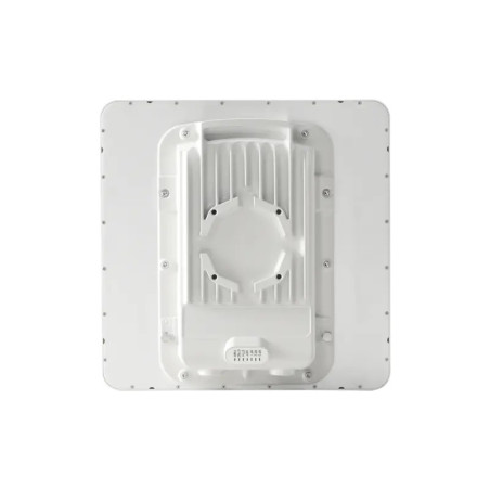 PTP-550  Hasta 136 GBps - 4910 - 6200 MHz - 8