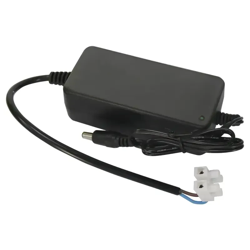 2 en 11.- Convertidor de 20 - 30 VCA a 12 Vcc @ 3 2 en 11.- Convertidor de 20 - 30 VCA a 12 Vcc @ 3