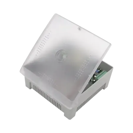 Fuente de Alimentación con Gabinete de 4 Salidas d